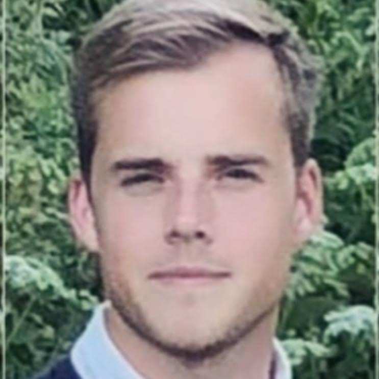 Bild på Max Malmqvist grundare av Designfynd